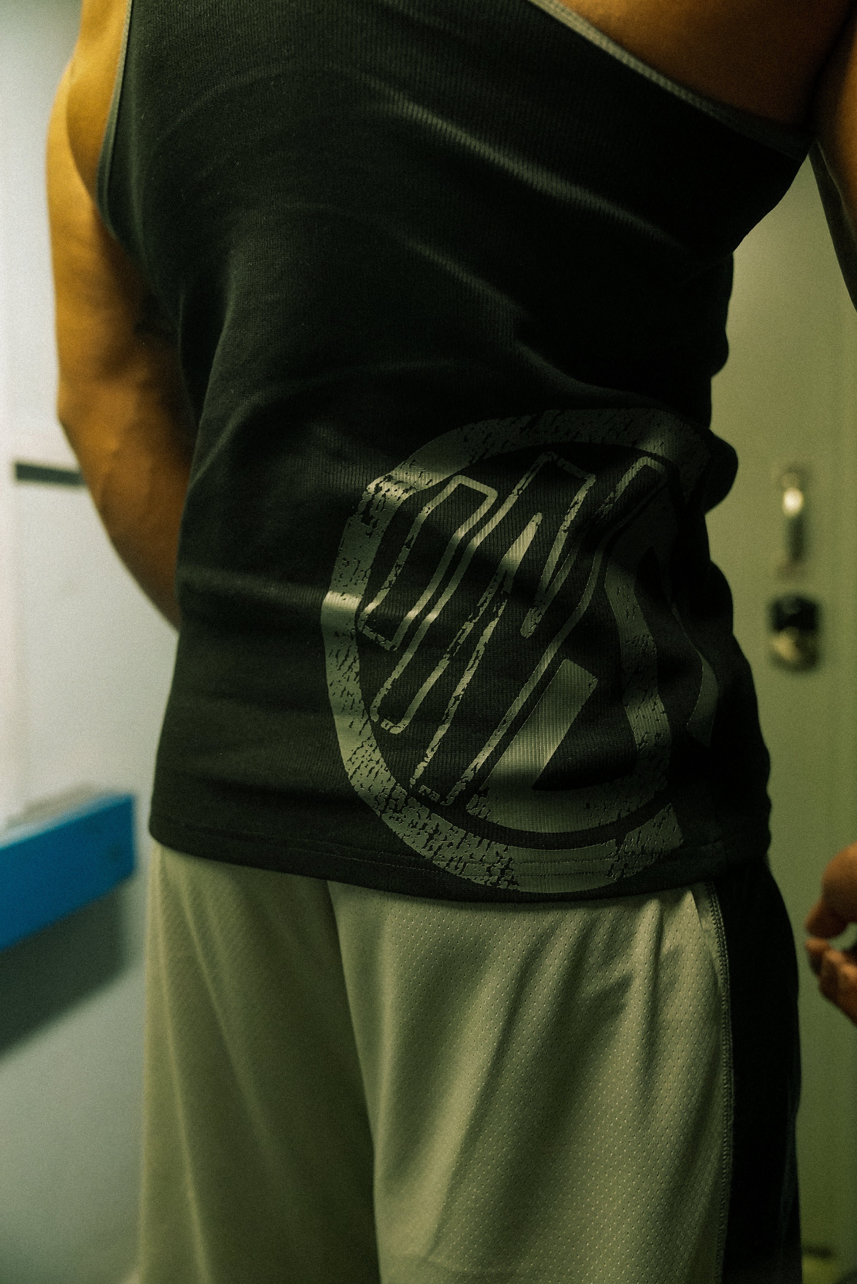 Carbon Black Iron Therapy Heavyweight Tank Top - Image 3