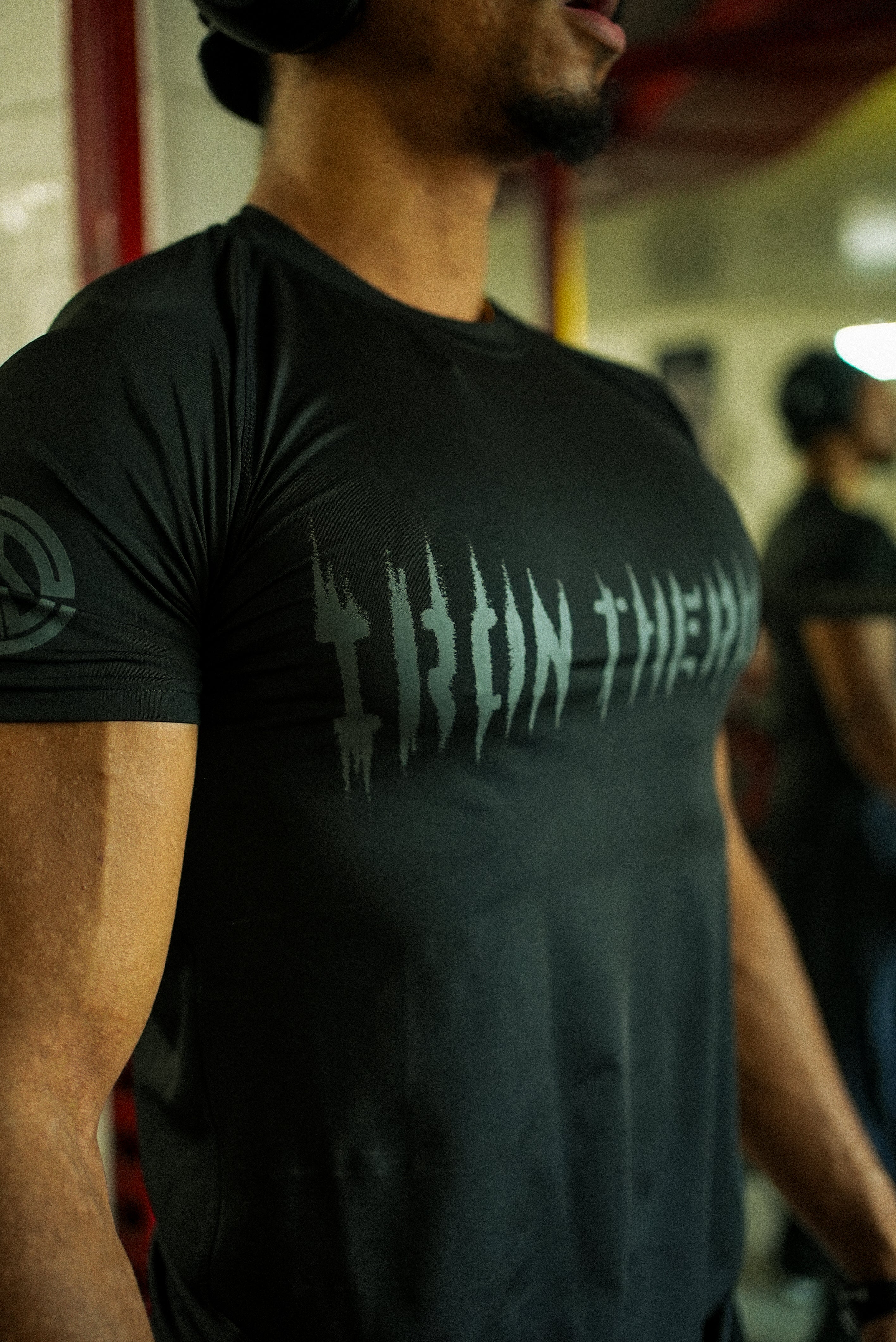Onyx Black Iron Therapy Short-Sleeve Compression - Image 3